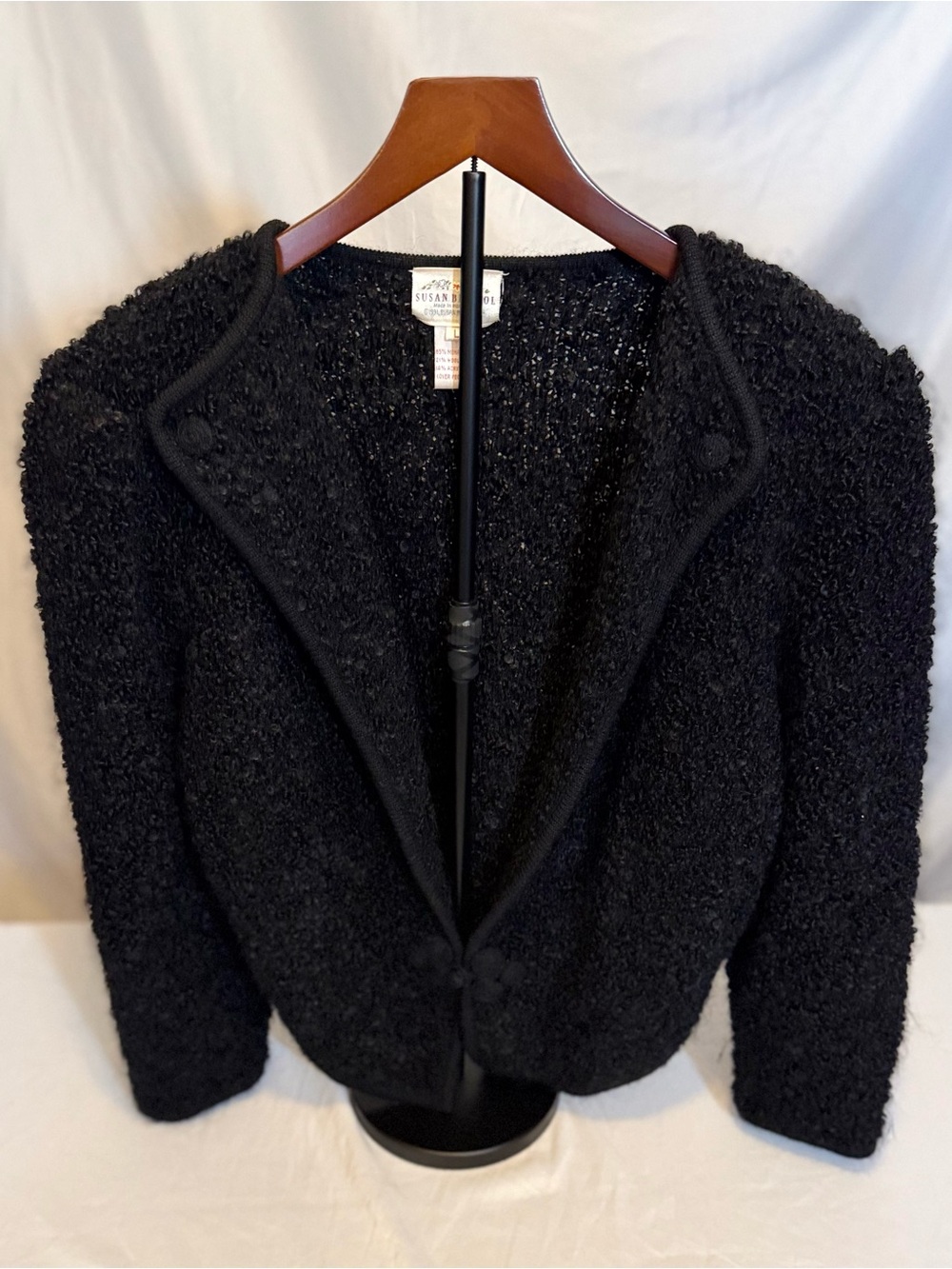 Vintage 1991 Susan Bristol Black Textured Bouclé Sweater with Frog Closure (01)